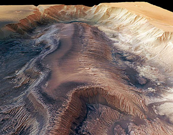 На Марсе найдены следы водных родников