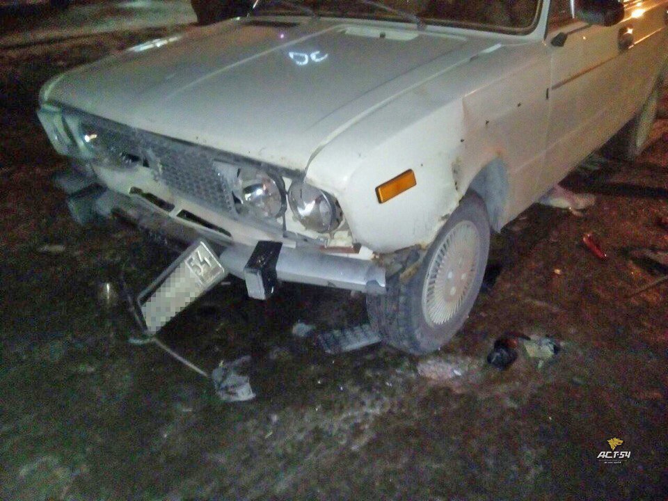 Массовое ДТП четырёх автомобилей произошло у ТЦ «Москва» в Новосибирске