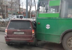 В Новосибирске два троллейбуса попали в ДТП