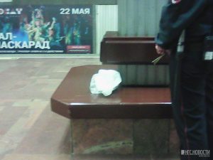 Подозрительная сумка заставила эвакуировать пассажиров станции метро «Площадь Ленина»