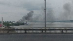 Над Новосибирском поднялись клубы чёрного дыма