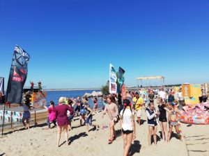 Пляжный фестиваль «Электронный берег» проходит на пляже "Звезда"