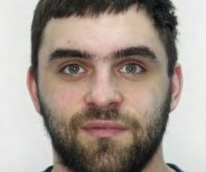 Полиция Новосибирска ищет убийцу 23-летнего парня у бара People’s