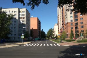 В Новосибирске появилась трёхполосная дорога на улице около площади Калинина‍