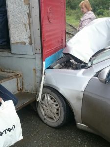 ДТП в Ленинском районе Новосибирска: иномарка столкнулась с трамваем‍