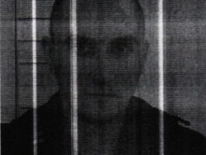 В Новосибирске ищут преступника, скрывшегося от суда‍