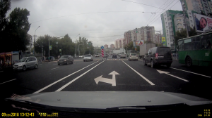 Новая разметка на Есенина путает водителей Новосибирска