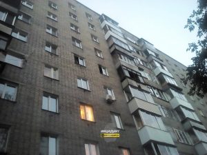 Пожар в Новосибирске: детей на руках выносили из горящего дома
