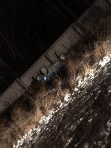 Девушку выкинуло из окна в страшном ДТП под Новосибирском