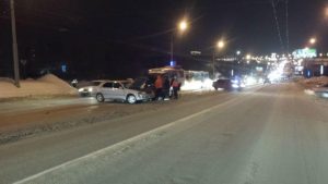 ДТП на Ватутина в Новосибирске: пострадали два человека