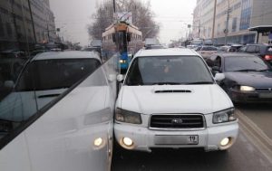 Автобус врезался в иномарку в Ленинском районе Новосибирска