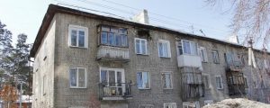 Новосибирск: на одной из улиц начал разрушаться жилой дом