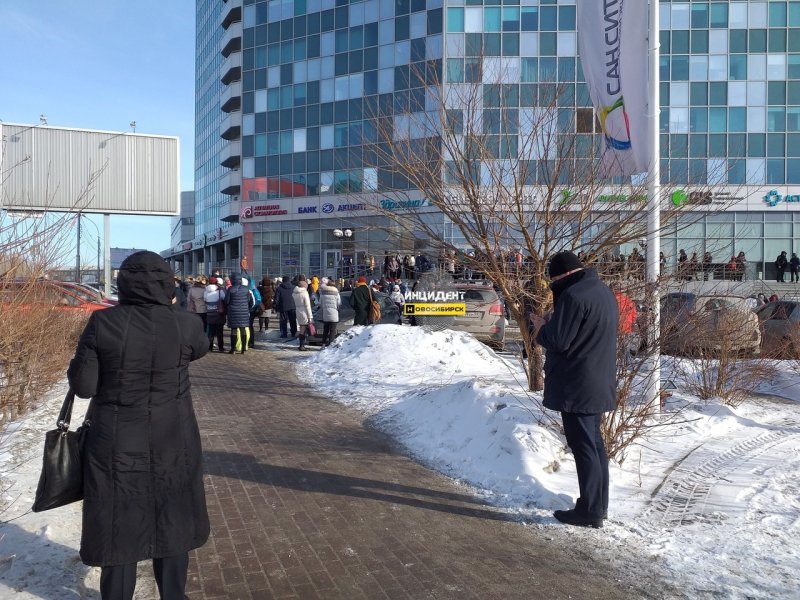 В Новосибирске эвакуировали людей из «Сан Сити»