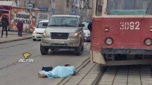Смертельное ДТП в Новосибирске: УАЗ насмерть сбил женщину