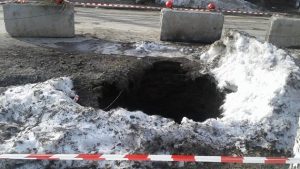 Бердск: в городе вновь обрушился канализационный коллектор