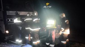Лобовое ДТП с фурой под Новосибирском - погибли двое мужчин