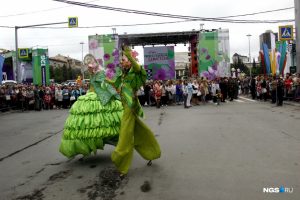 В Новосибирске проходит Фестиваль цветов