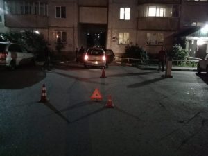 Тойота сбила школьницу на самокате в Новосибирске