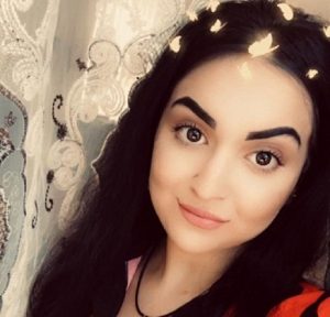 17-летнюю девушку с волосами до пояса ищут в Новосибирске