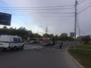 Автобус сбил насмерть девушку на "зебре" в Новосибирске