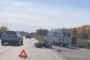 В ДТП под Новосибирском мотоциклист сломал ногу
