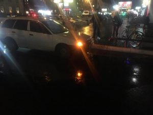 ДТП в Новосибирске: Nissan сбил девочку-подростка