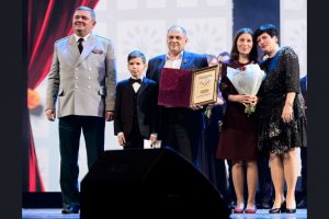 Новосибирцы получили награду Всероссийского конкурса «Семья года»