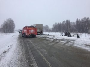 Водитель грузовика погиб на новосибирской трассе