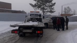ДТП в Бердске: Lexus врезался в эвакуатор