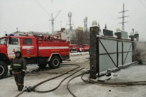 О пожаре на СТО в Дзержинском районе рассказали в МЧС