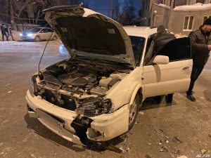 Toyota и Subaru столкнулись в Октябрьском районе Новосибирска
