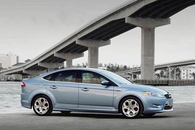 Ford представил новую топовую версию популярной модели Mondeo