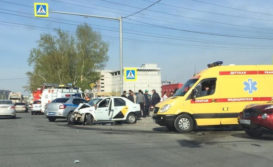 Попал в дтп в яндекс такси