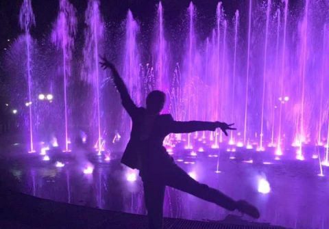 Жители Новосибирска составили репертуар ко дню победы для музыкального фонтана