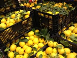 Новосибирск и область завалили лимонами