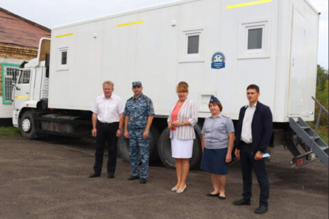 Мобильная лаборатория ГУФСИН проводит тесты на коронавирус в отдаленных районах Новосибирской области