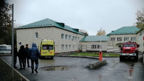 Октябрьский суд в Новосибирске суд эвакуировали после сообщения о бомбе