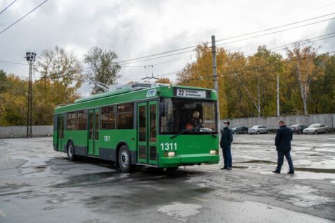 В Новосибирске вышел на линию первый троллейбус из Твери
