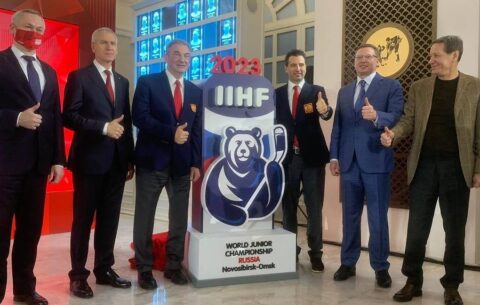 Логотип к молодежному чемпионату мира по хоккею в Омске и Новосибирске представили обществу