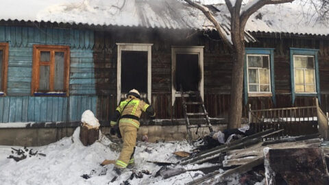Мать с тремя детьми погибли на пожаре в Октябрьском районе Новосибирска