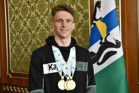 Новосибирский биатлонист завоевал три золотых медали на первенстве мира