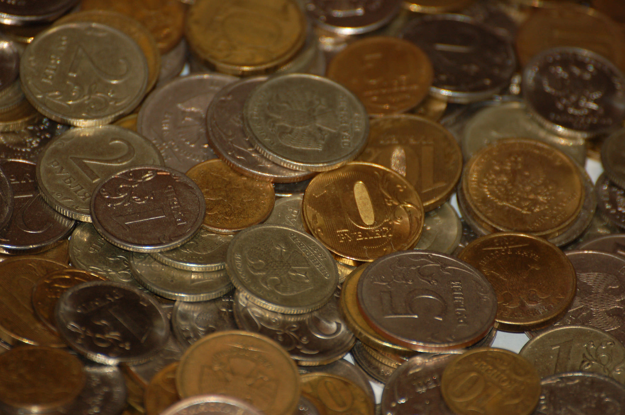 Купить монеты в новосибирске. Тонна монет. Банк Новосибирск монет. Как обменять в банке монеты.