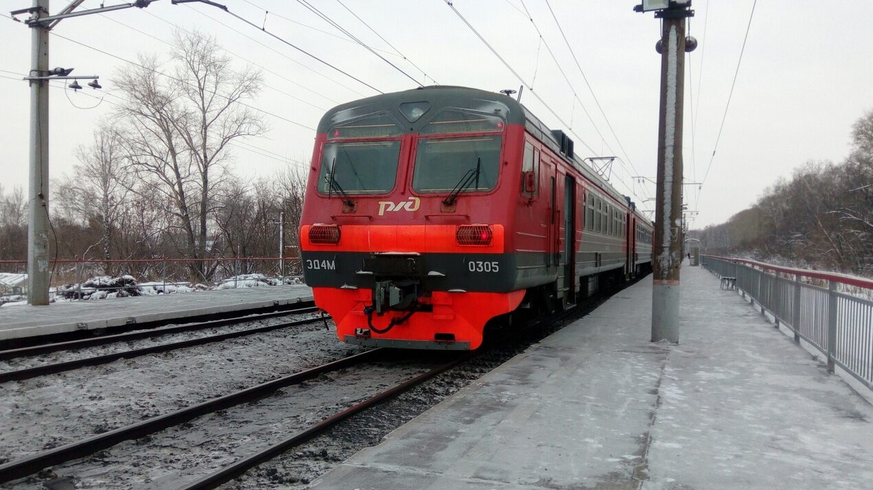 В Новосибирской области с 3 октября отменяются электрички по дачным  маршрутам | 03.10.2022 | Новосибирск - БезФормата