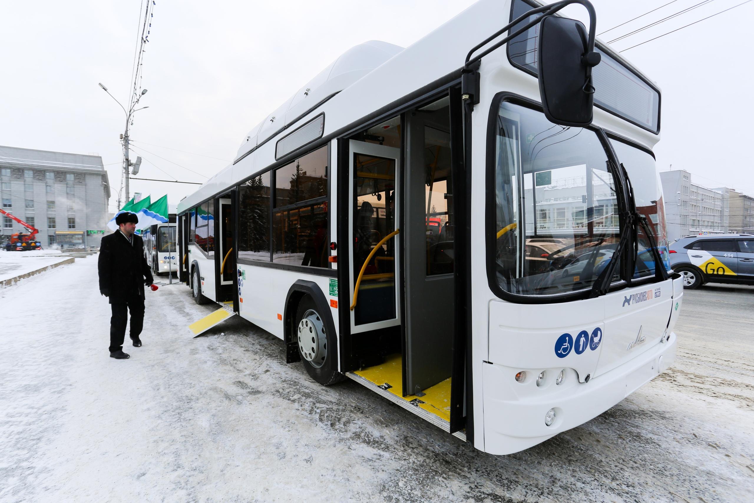 Транспорт новосибирск автобус