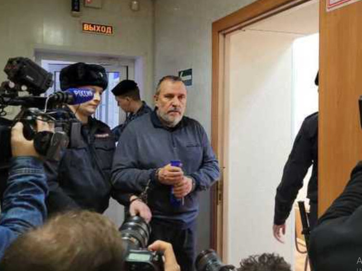 «НГС»: экс-директора театра «Красный факел» отпустили из-под ареста