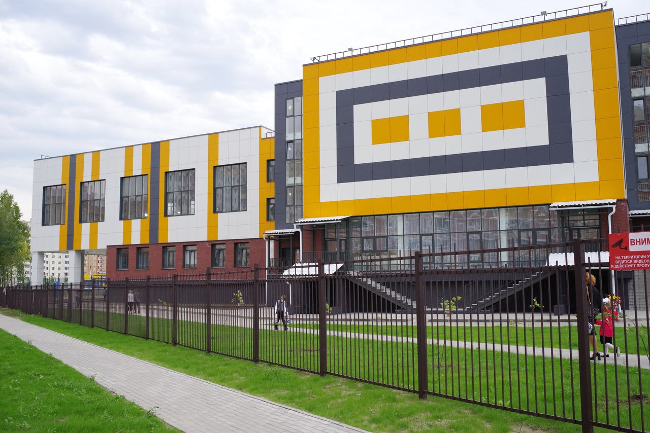 Губернатор Травников поручил создать сотни новых учебных мест в Новосибирске