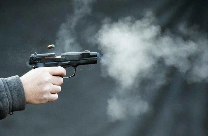 В Новосибирске киллер расстрелял бизнесмена во дворе жилого дома