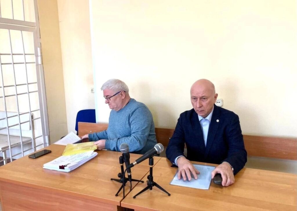 Суд приговорил физика Олега Кабова к пяти годам условного заключения
