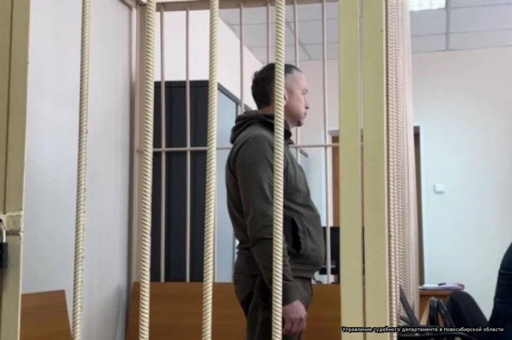 Бывшего начальника УЭБиПК Новосибирска обвиняют в получении взяток