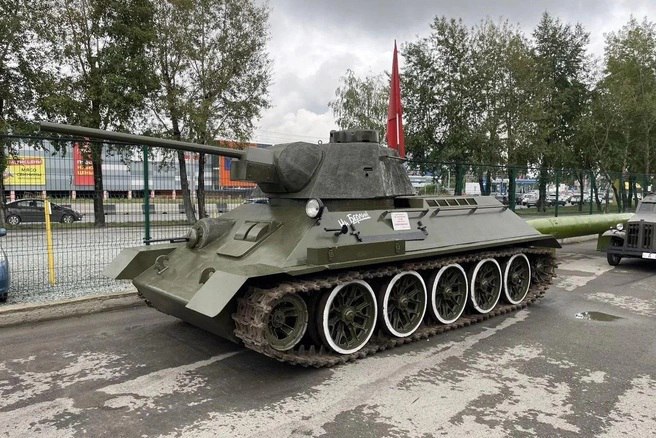 В Новосибирске выставили на продажу танк Т-34 за 9 миллионов рублей